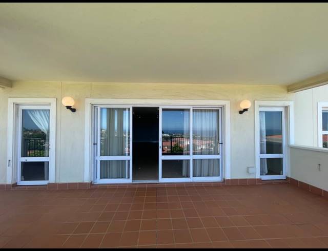 3 BEDROOM APARTMENT FOR SALE IN LA LUCIA